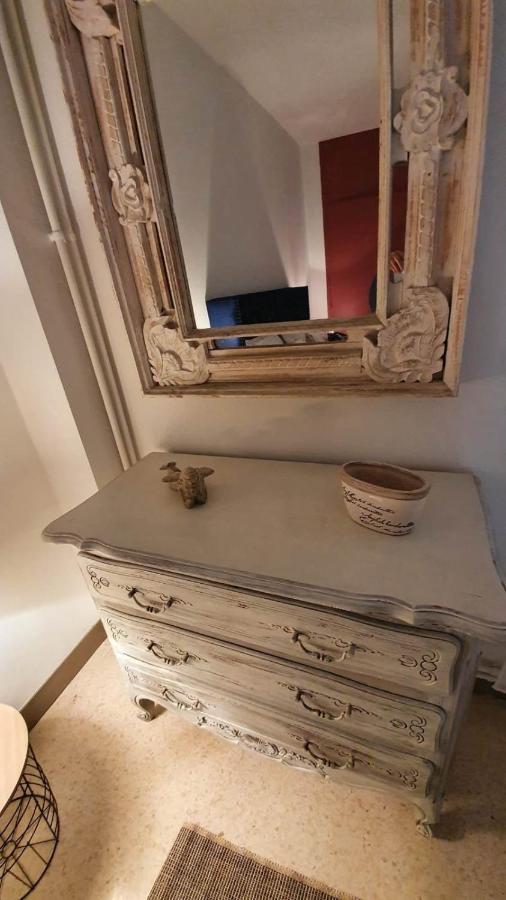 Lovely Suite Nimes Romaine מראה חיצוני תמונה